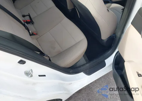 2019 Hyundai Elantra Sel/Value/Limited z USA, uszkodzony, nr VIN 5NPD84LF6KH415265